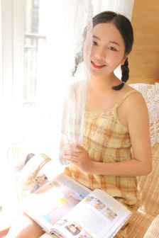 鞭子藤条打屁屁